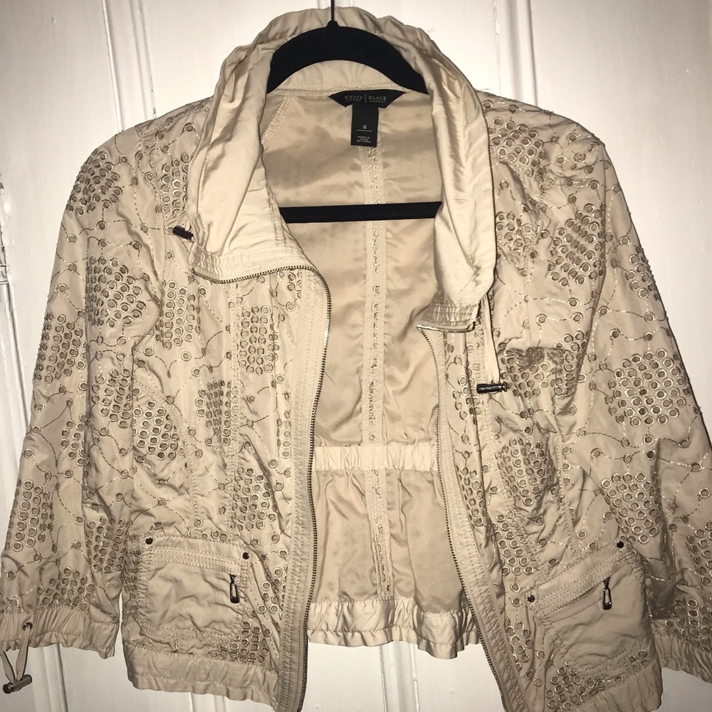White House Black Market Floral Cropped Jacket